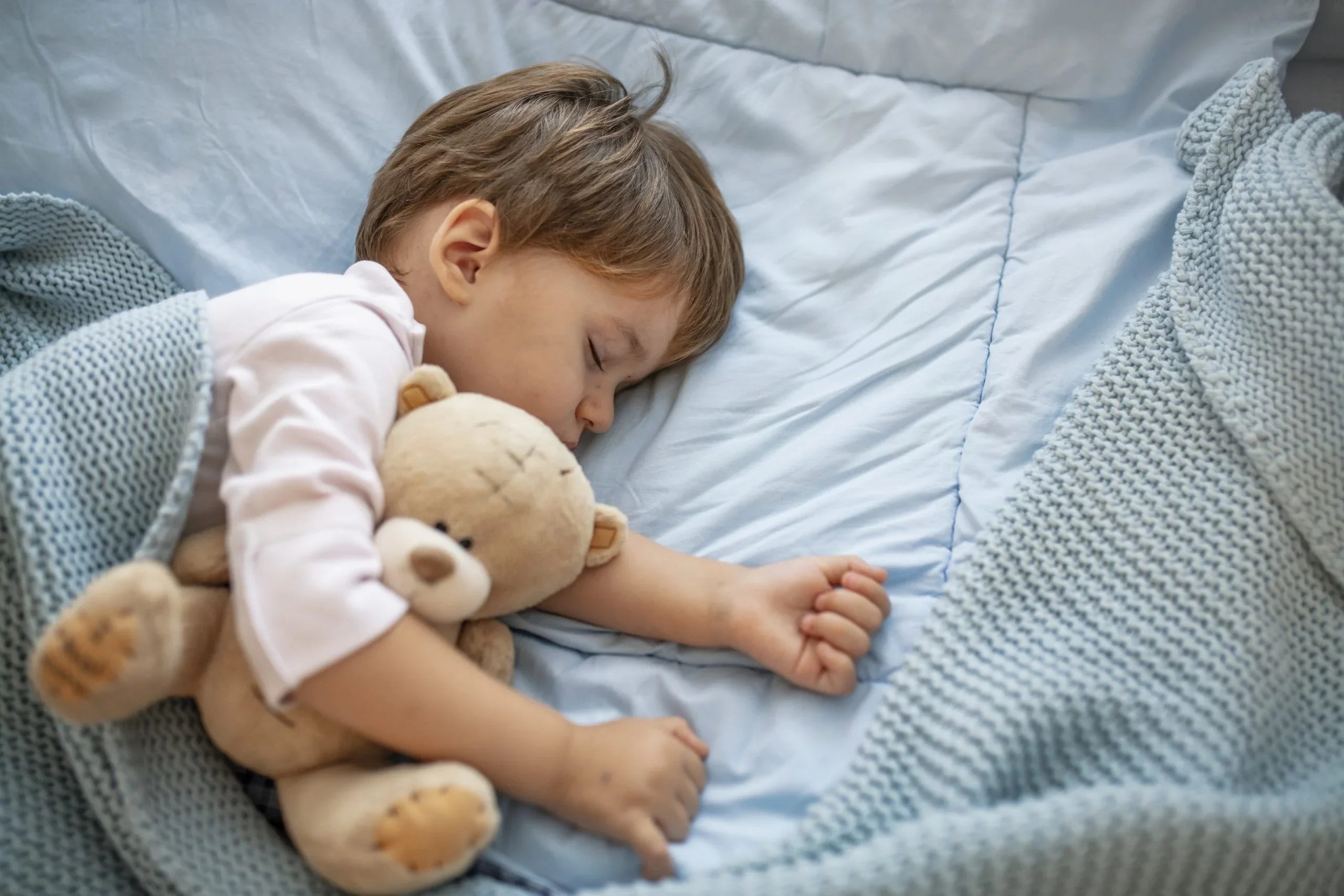 5 Simple Ways to Make Bedtime Easier for Your Little One (and You!) - Eco Kids