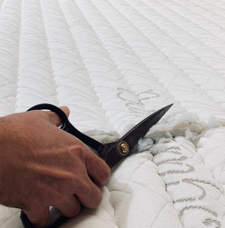Cutting cotton