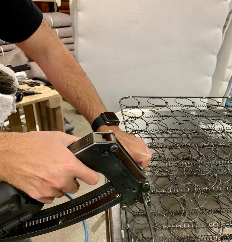 HAND CLIPPING